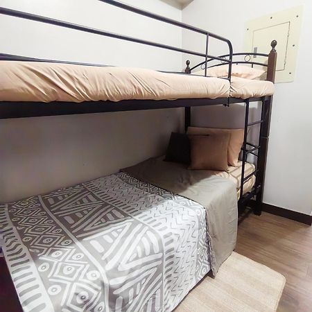 La Verti Residences Staycation Manila Exteriör bild
